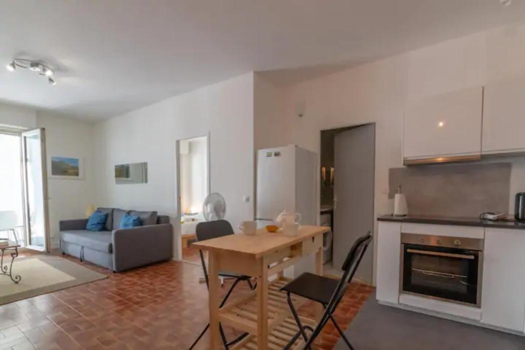 Grand Appartement Lumineux Pour 2 A 4 Personnes A Avignon Intra-Muros Wifi Gratuit Eksteriør billede